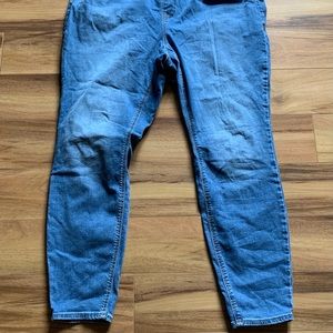 Old Navy Rockstar jeggings